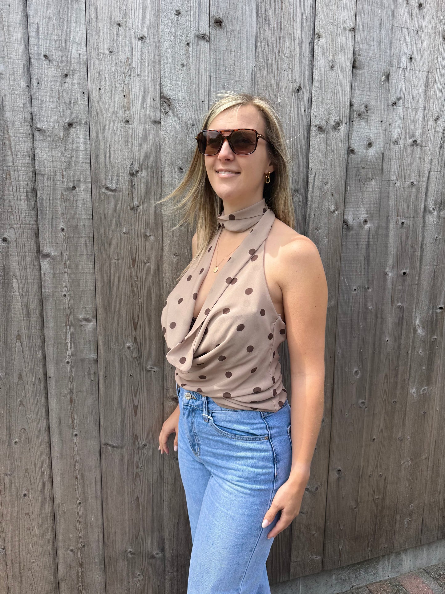Noémie | taupe polka dot top