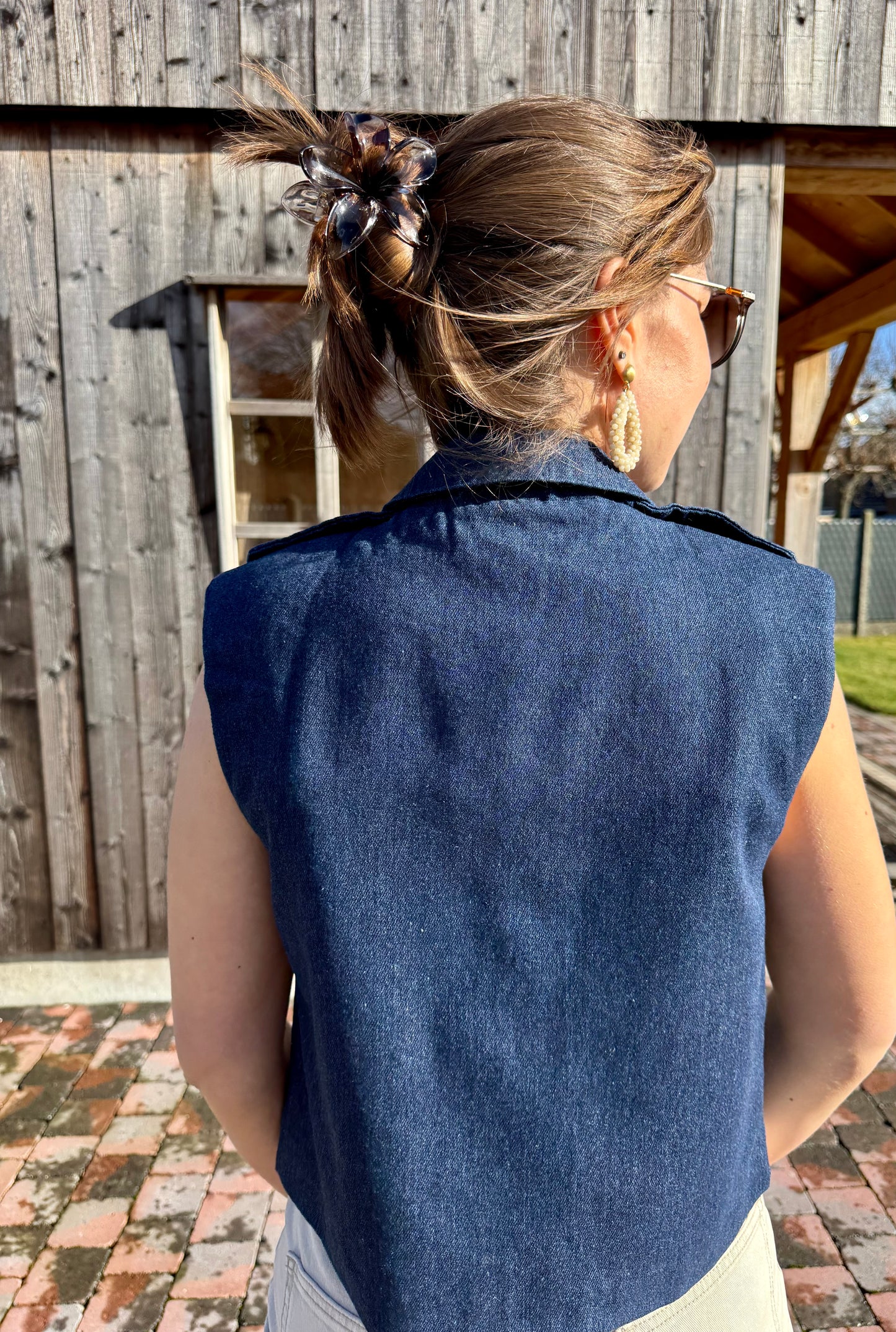 Inari | sleeveless cardigan