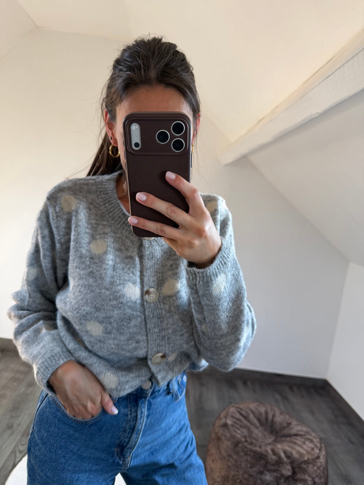 Noéa | grey sweater with scarf