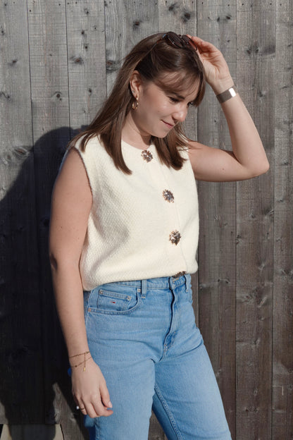 Ivory | knitted vest