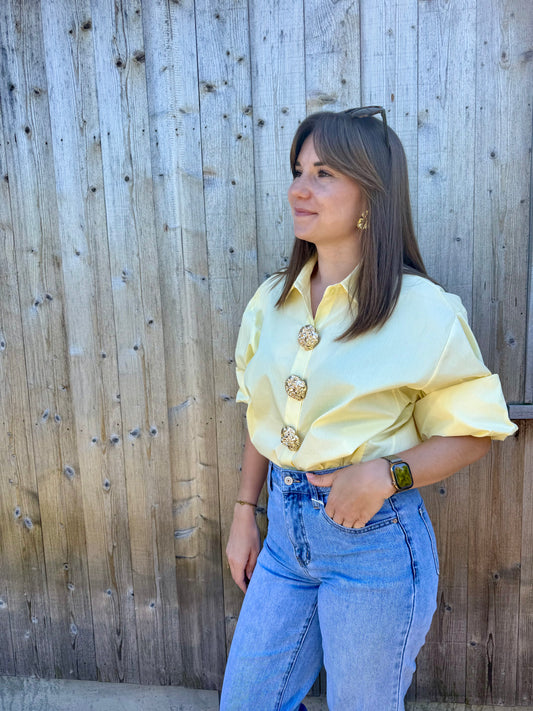 Ines | yellow shirt