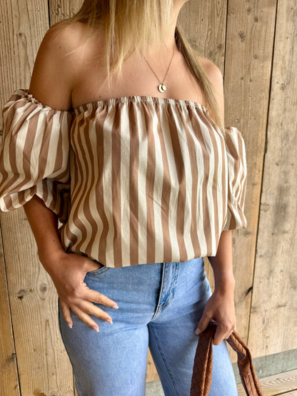 Claudia | off shoulder blouse beige