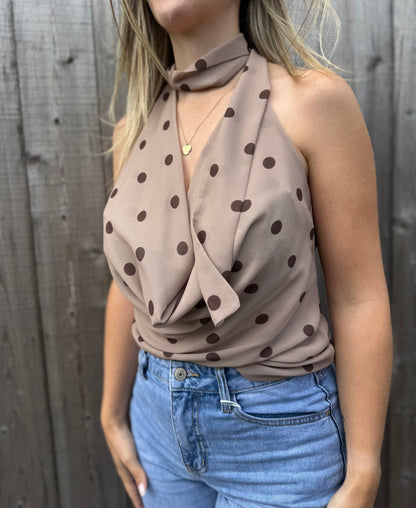 Noémie | taupe polka dot top