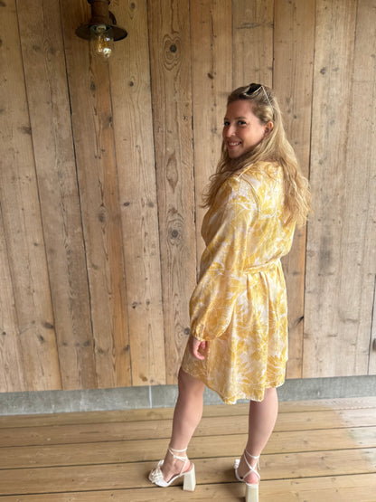Scarlett | yellow printed dress