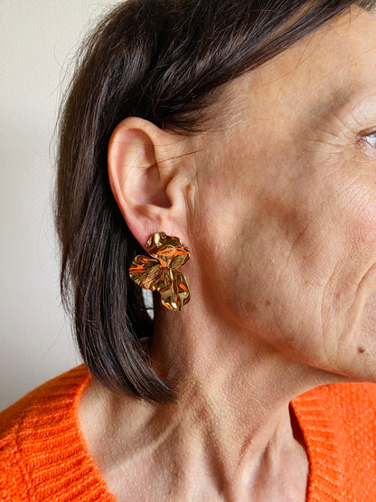 Glow | gold earrings