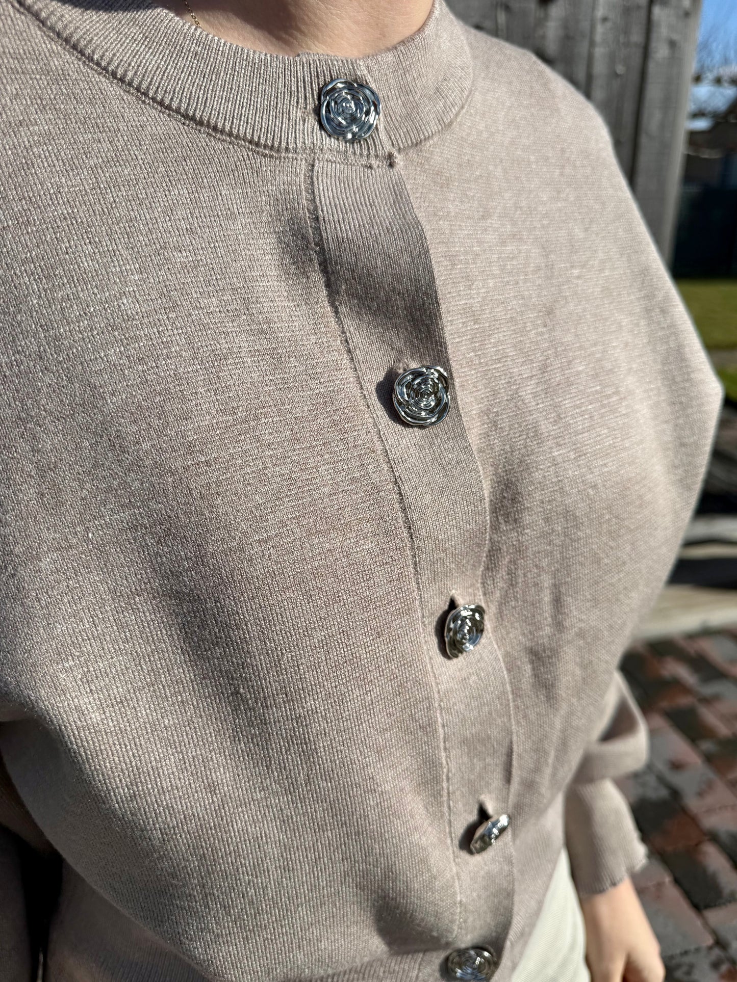 Lou | knitted cardigan