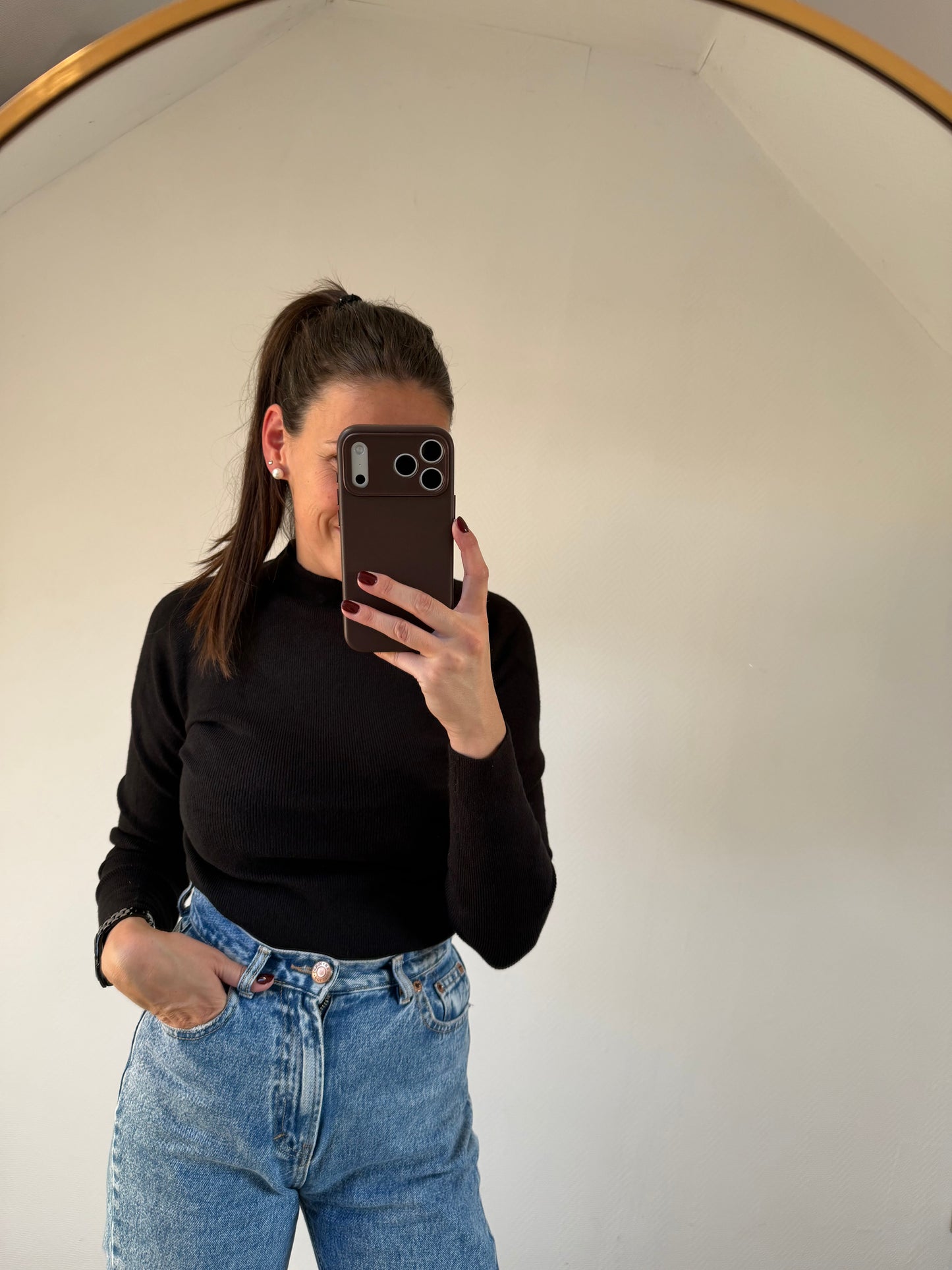 Milla | black sweater